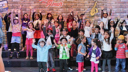 Coro infantil apresenta musical neste domingo