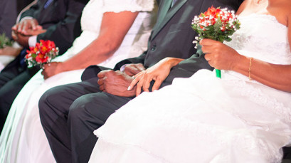 Casamento coletivo em agosto